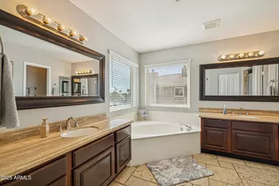 919 S Paradise Drive, Gilbert, AZ 85233 - Photo 21