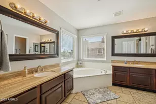 919 S Paradise Dr, Gilbert, AZ 85233 - Photo 21