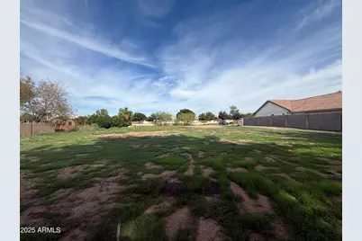 1605 E Chandler Boulevard #26, Chandler, AZ 85225 - Photo 3