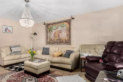 3809 W Rue De Lamour Avenue, Phoenix, AZ 85029 - Photo 7