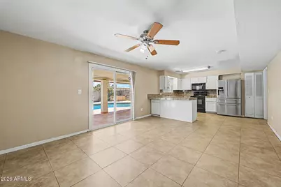 3809 W Rue De Lamour Avenue, Phoenix, AZ 85029 - Photo 9