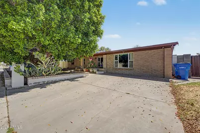 3809 W Rue De Lamour Avenue, Phoenix, AZ 85029 - Photo 31