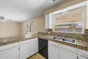 3809 W Rue De Lamour Ave, Phoenix, AZ 85029 - Photo 15