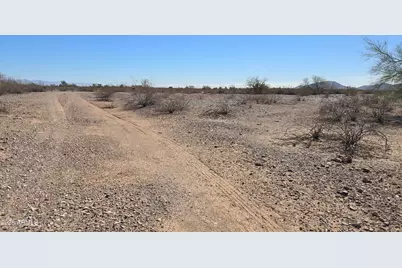 439X2 N Montecito Avenue #108, Tonopah, AZ 85354 - Photo 7