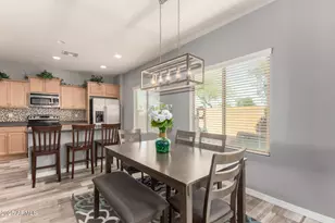 2236 W Beverly Ln, Phoenix, AZ 85023 - Photo 9