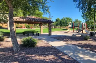 2236 W Beverly Ln, Phoenix, AZ 85023 - Photo 27