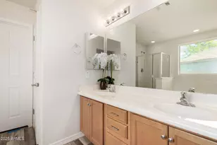 2236 W Beverly Ln, Phoenix, AZ 85023 - Photo 15