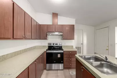 1108 E 4th Avenue, Apache Junction, AZ 85119 - Photo 7