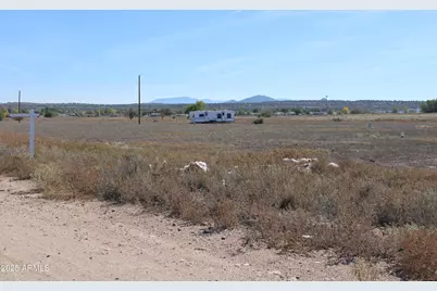 319 W Grand Canyon Road #604, Paulden, AZ 86334 - Photo 3