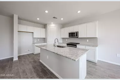 17866 W Fulton Street, Goodyear, AZ 85338 - Photo 9