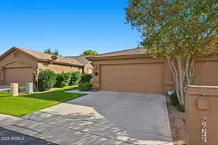 9617 E Champagne Dr, Sun Lakes, AZ 85248 - Photo 31