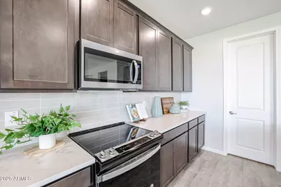 17988 W Creedance Boulevard, Surprise, AZ 85387 - Photo 7