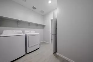 40025 W Sparks Ln, Maricopa, AZ 85138 - Photo 15