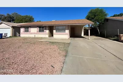 7124 W Flower Street, Phoenix, AZ 85033 - Photo 1