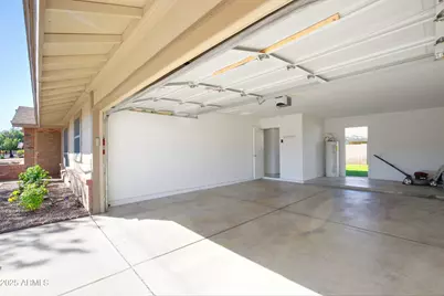 16618 N 40th Avenue, Phoenix, AZ 85053 - Photo 33