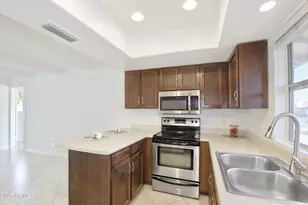 16618 N 40th Ave, Phoenix, AZ 85053 - Photo 19