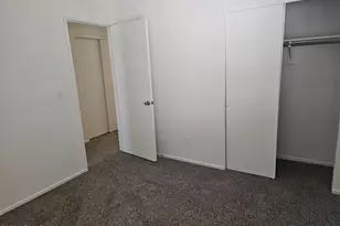 5236 W Peoria Ave, Glendale, AZ 85302 - Photo 15