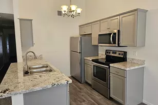 5236 W Peoria Ave, Glendale, AZ 85302 - Photo 11