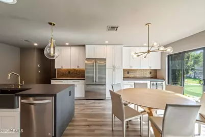 9046 N 28th Street, Phoenix, AZ 85028 - Photo 11