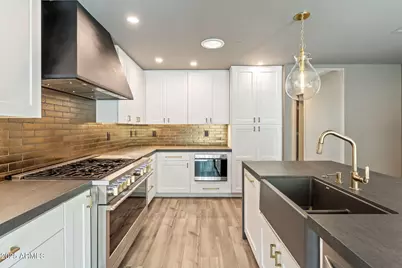 9046 N 28th Street, Phoenix, AZ 85028 - Photo 7