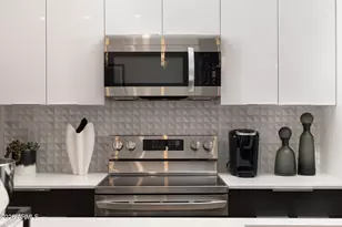 4220 N 32nd St, Phoenix, AZ 85018 - Photo 19