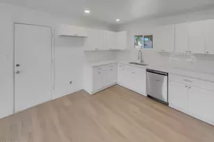 6633 W Colter St, Glendale, AZ 85301 - Photo 27