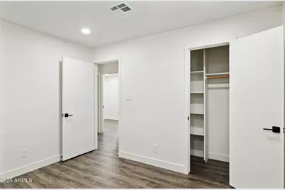 1542 E Turquoise Avenue #1, Phoenix, AZ 85020 - Photo 17