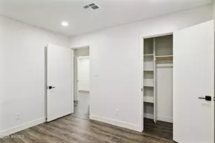 1542 E Turquoise Ave, Phoenix, AZ 85020 - Photo 17