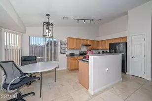 10816 W Deanna Dr, Peoria, AZ 85373 - Photo 11