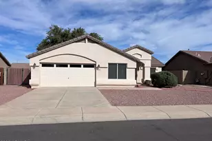 10816 W Deanna Dr, Peoria, AZ 85373 - Photo 5