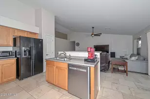 10816 W Deanna Dr, Peoria, AZ 85373 - Photo 17