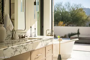 5902 E Cactus Wren Rd, Paradise Valley, AZ 85253 - Photo 29