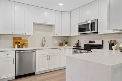 15252 N 100th Street #1172, Scottsdale, AZ 85260 - Photo 9