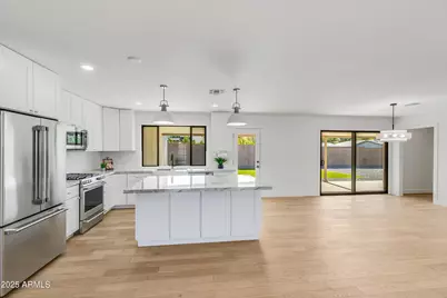 7801 N 4th Place, Phoenix, AZ 85020 - Photo 1