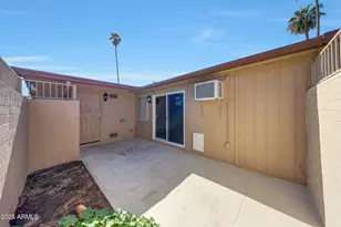 10853 W Santa Fe Dr, Sun City, AZ 85351 - Photo 33