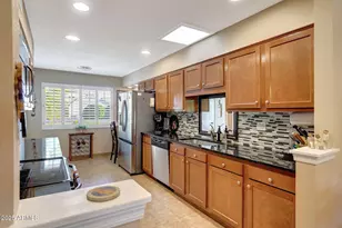 11181 W Cameo Dr, Sun City, AZ 85351 - Photo 3