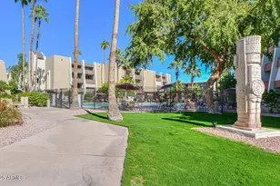 7625 E Camelback Rd, Scottsdale, AZ 85251 - Photo 37