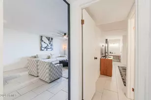 7625 E Camelback Rd, Scottsdale, AZ 85251 - Photo 23