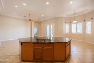 2902 E Gary Way, Phoenix, AZ 85042 - Photo 9