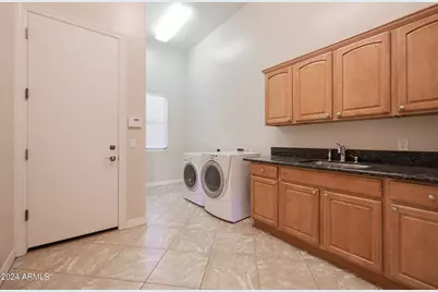 2902 E Gary Way, Phoenix, AZ 85042 - Photo 21