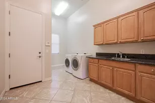 2902 E Gary Way, Phoenix, AZ 85042 - Photo 21