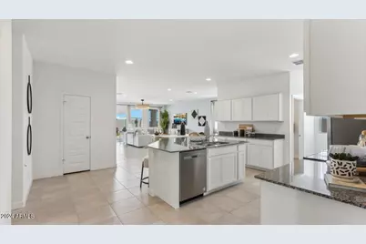 624 W Freedom Street, Florence, AZ 85132 - Photo 5