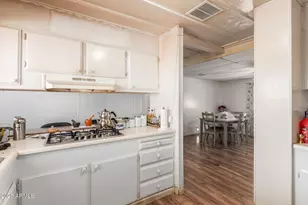 19401 N 7th St, Phoenix, AZ 85024 - Photo 15