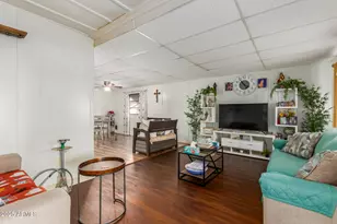 19401 N 7th St, Phoenix, AZ 85024 - Photo 9