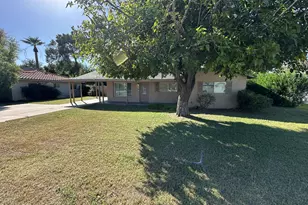 6734 N 10th Ave, Phoenix, AZ 85013 - Photo 1