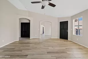 545 S Ash St, Gilbert, AZ 85233 - Photo 5