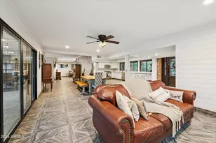 105 E Claremont St, Phoenix, AZ 85012 - Photo 7