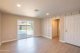 13120 N 23rd Ave, Phoenix, AZ 85029 - Photo 9