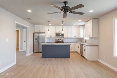 13120 N 23rd Avenue, Phoenix, AZ 85029 - Photo 11