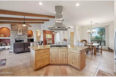 12411 W Mountain Lane, Casa Grande, AZ 85194 - Photo 9